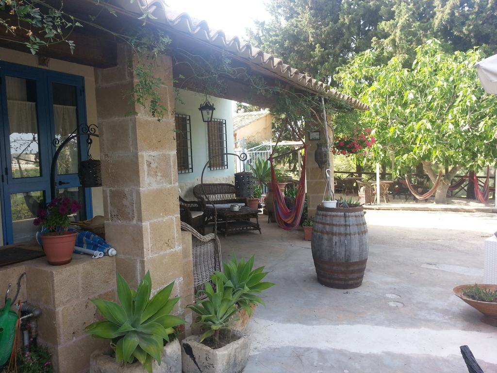 A Lumia Villa Noto Luaran gambar